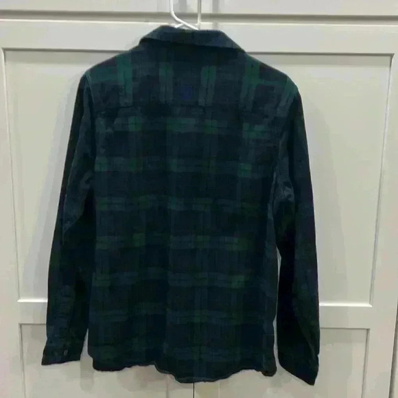 LL Bean Mens Relaxed Fit 100% Cotton button up shirt Sz Medium - Picture 3 of 5